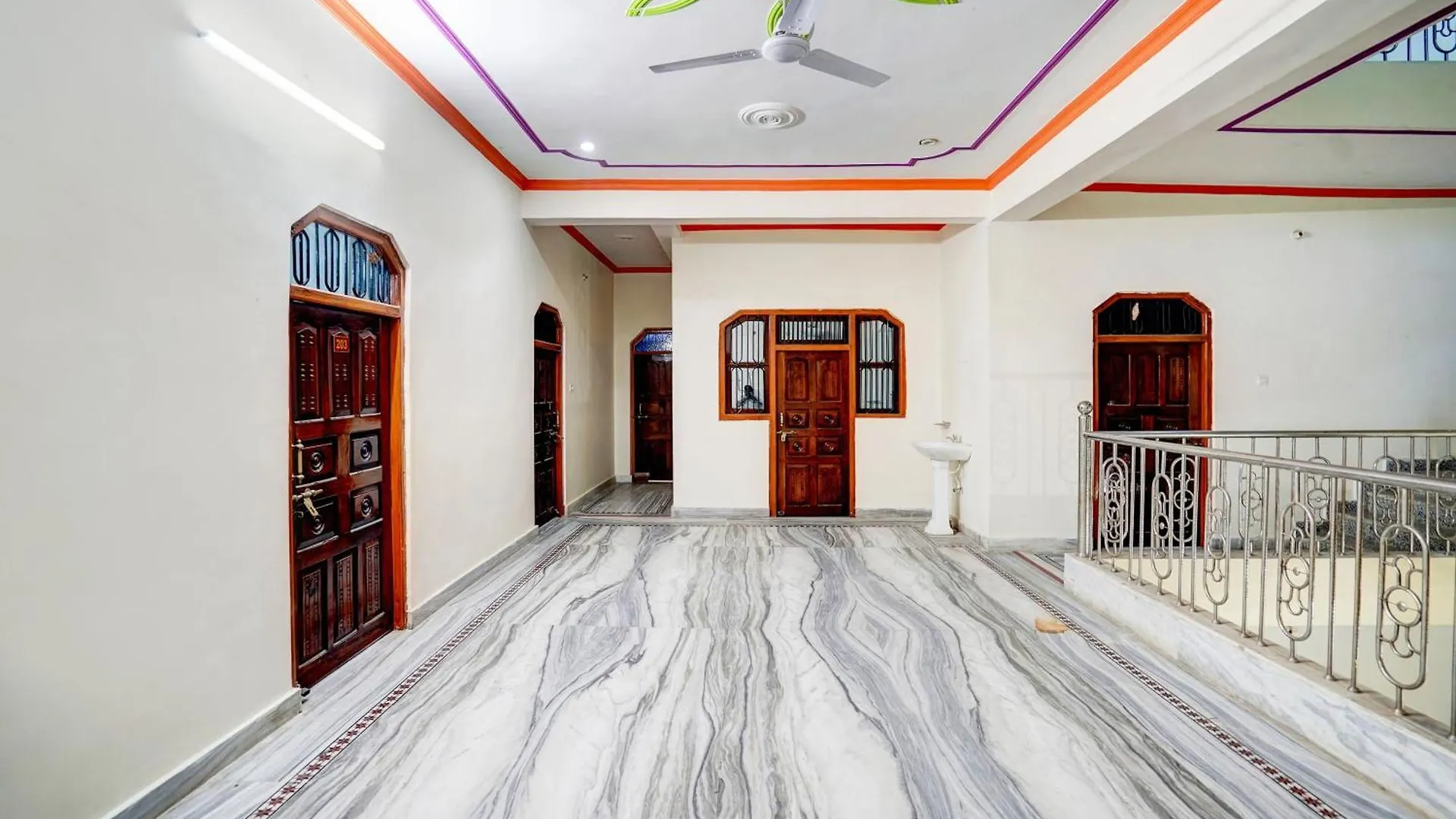 Pensjonat Hotel O Buddha Palace Waranasi Indie